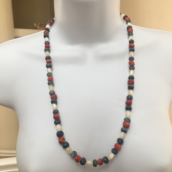 Navajo blue coral, red sponge & MOP necklace - Picture 5 of 8